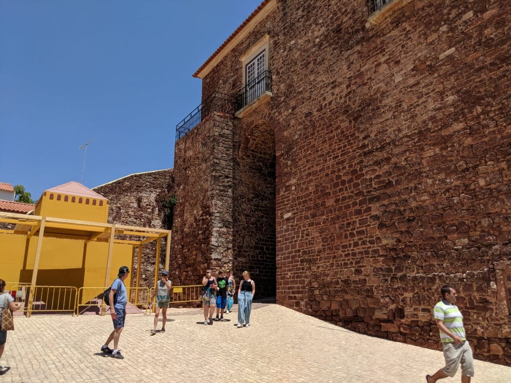 A estrutura das Portas da Cidade de Silves.